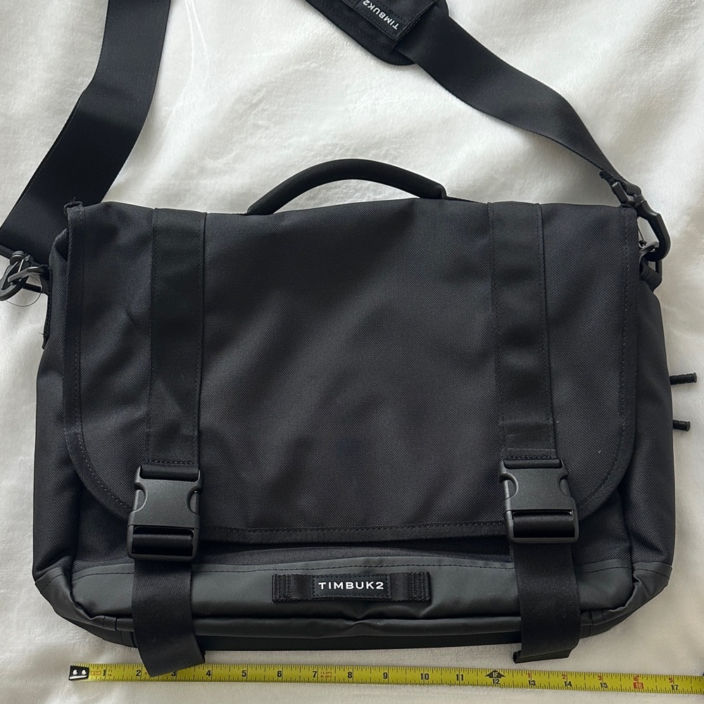 Timbuk2 Classic Black Messenger Bag